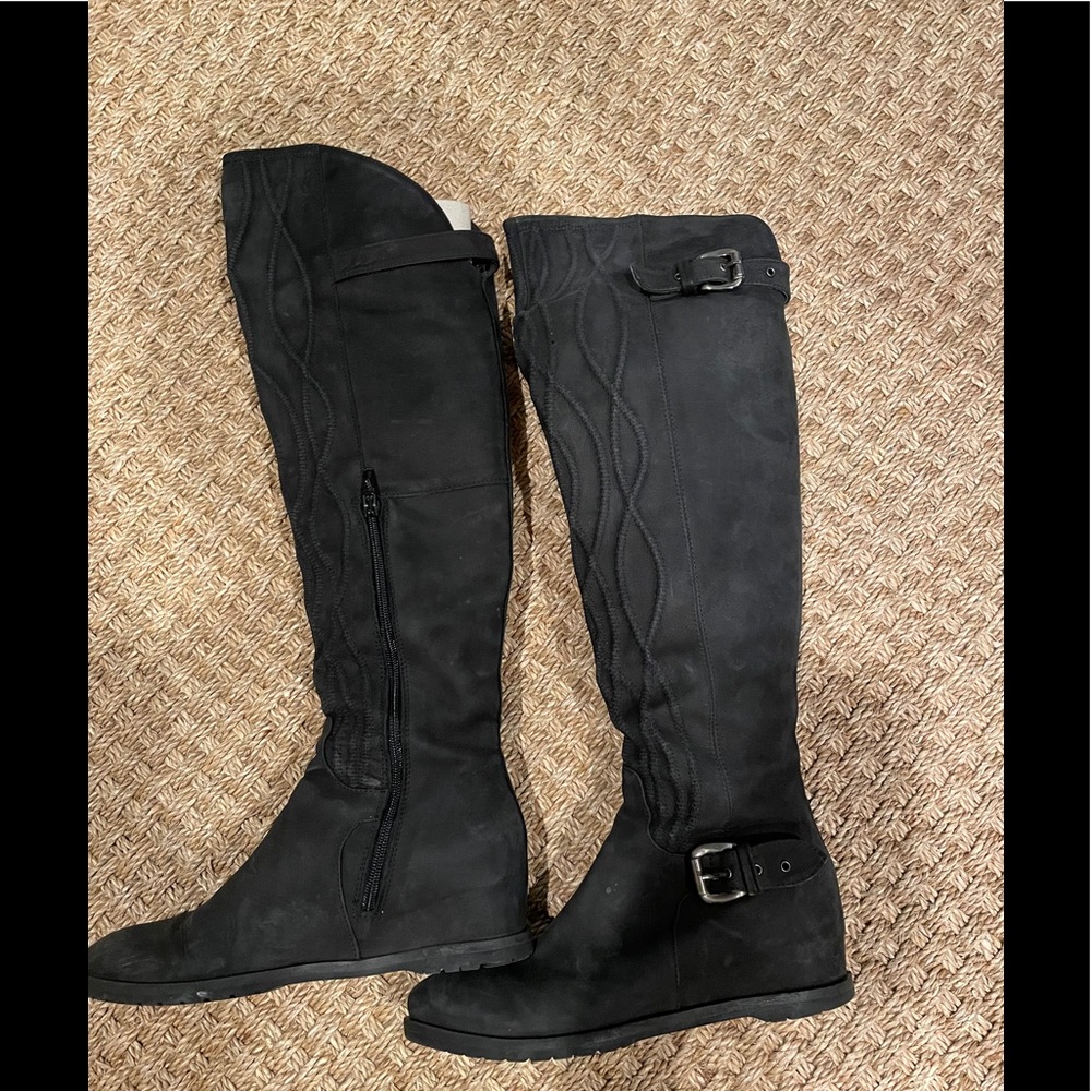 Italian boots suede